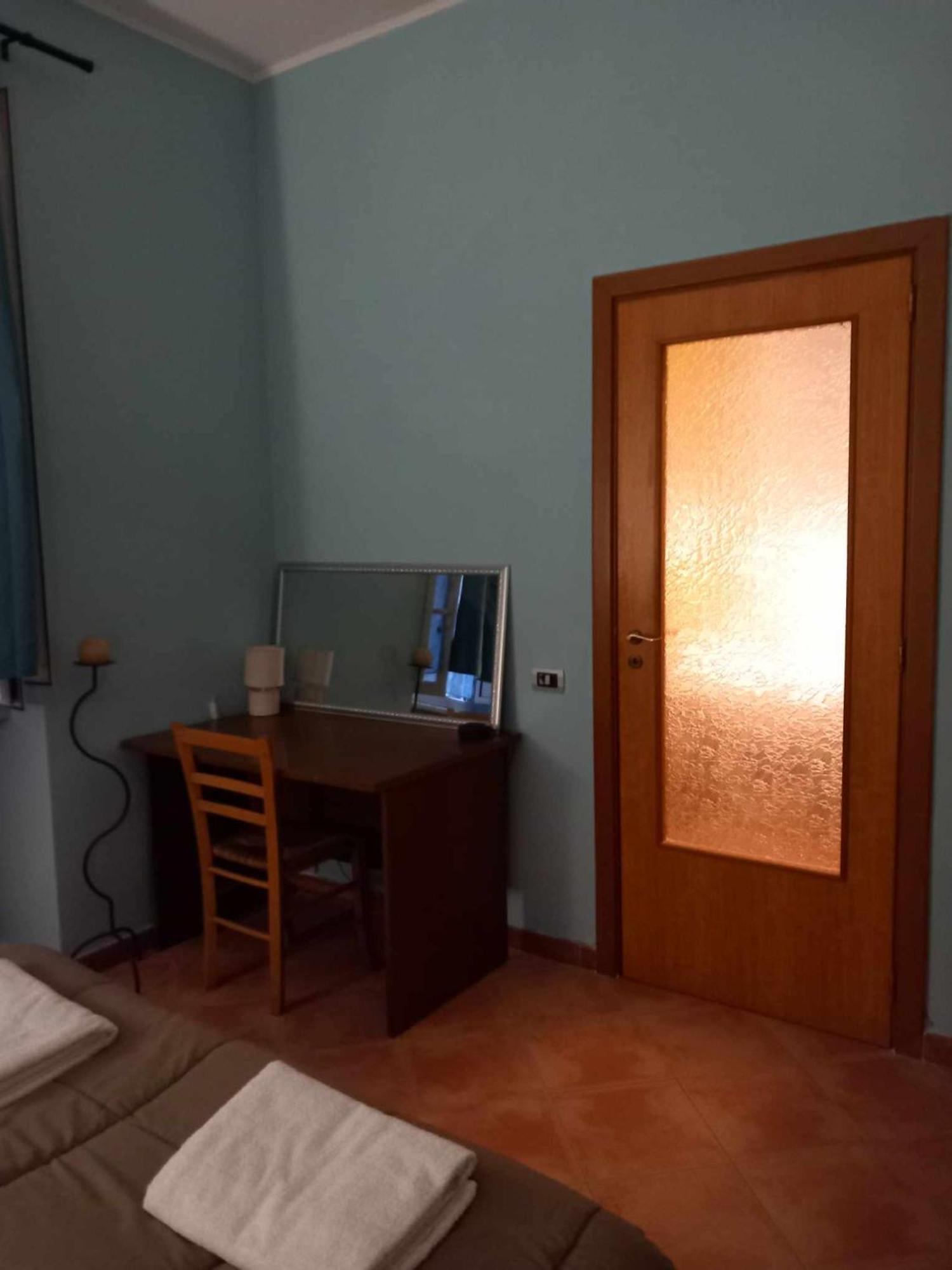 Casetta Palmarice Centro Storico เนเปิลส์ ภายนอก รูปภาพ
